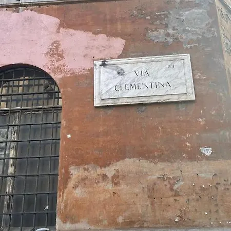Colosseo Apartment- Heart Of Rione Monti * Rom